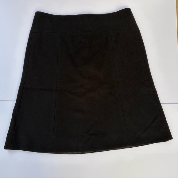 J CREW | Black Cashmere Blend Skirt - Size Petite 6 - Picture 2 of 4